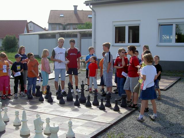 „Markus bei der kurzen Einführung ins Schachspiel“